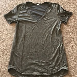 Lululemon T shirt